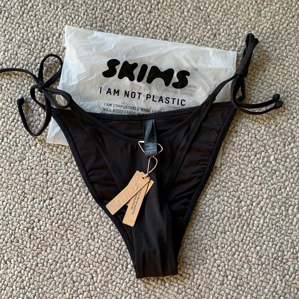 SKIMS SWIM